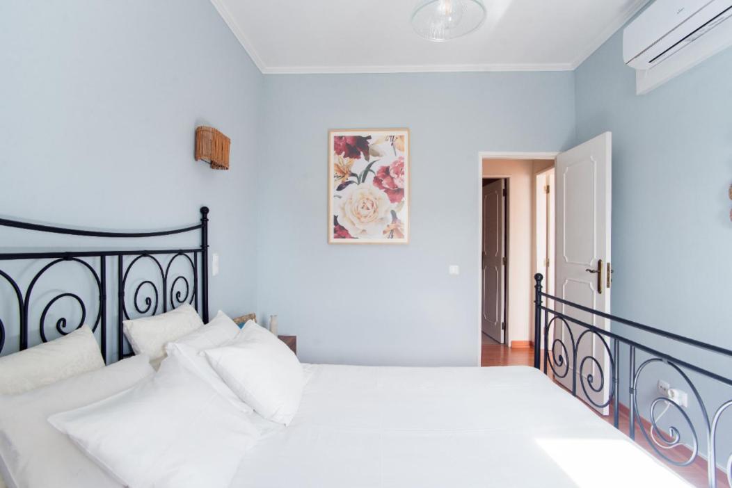 A Casa Da Joana Apartment กอสตา ดา กาปาริกา ภายนอก รูปภาพ