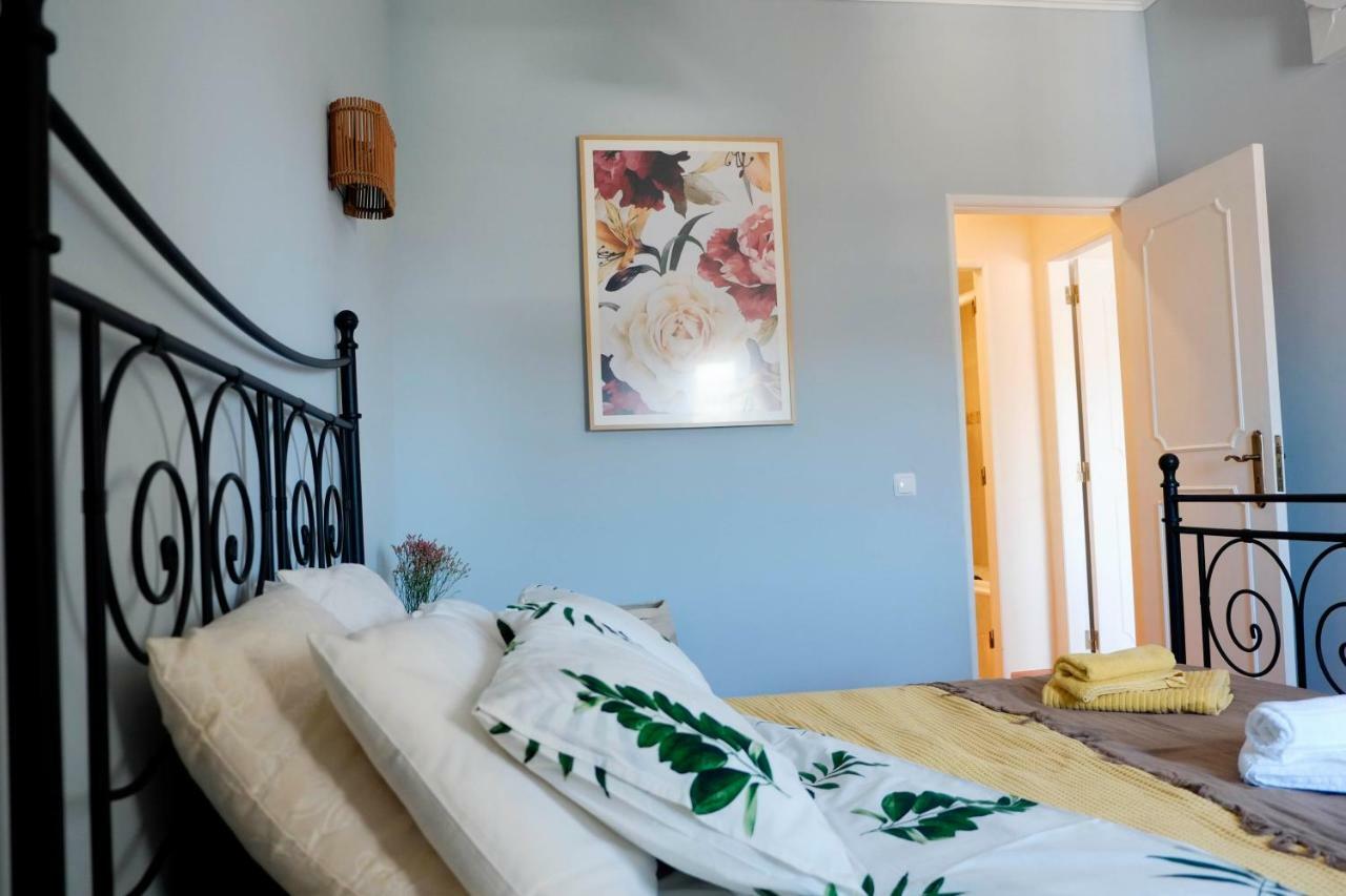 A Casa Da Joana Apartment กอสตา ดา กาปาริกา ภายนอก รูปภาพ